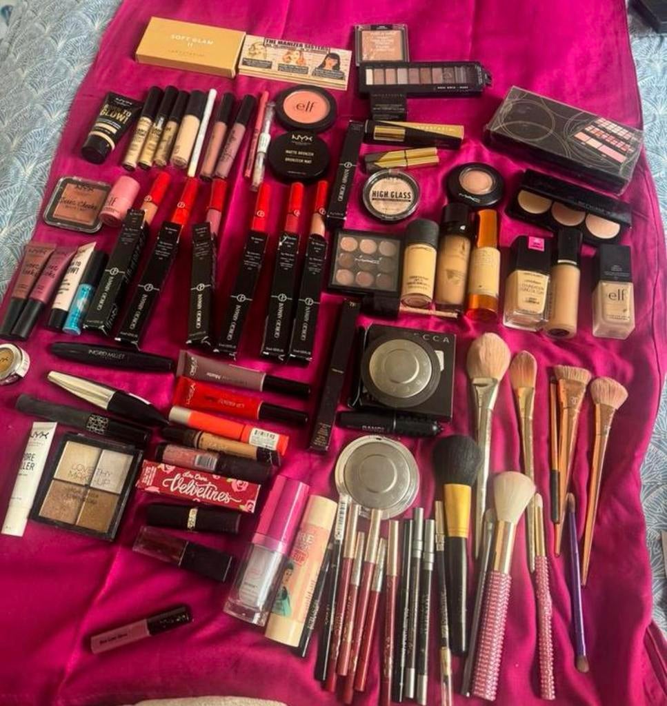 Lot maquillage de marque authentique, Enlèvement ou Envoi, Utilisé, Maquillage
