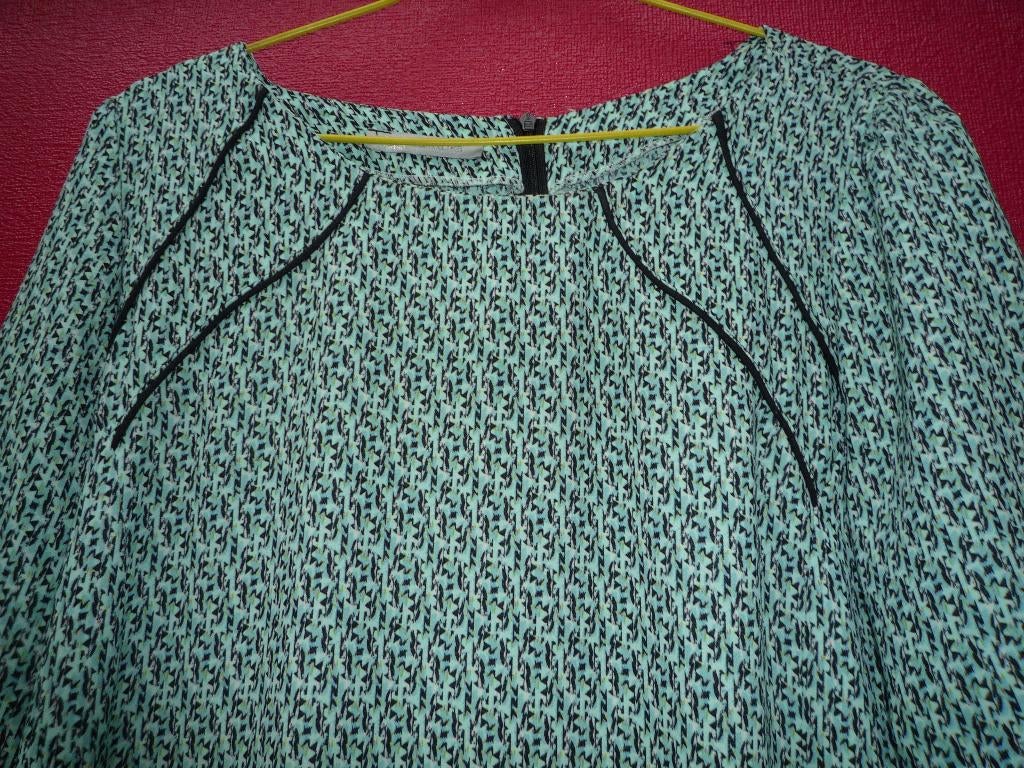 Deux robes, Taille 38/40 (M), Enlèvement ou Envoi, Noir, Promod