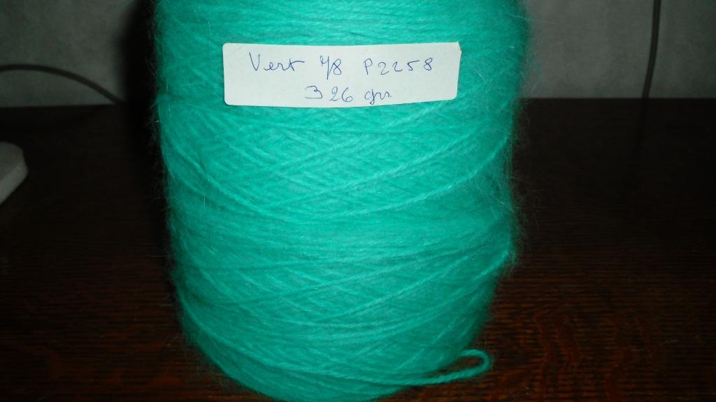 lot de laine ANGORA 80%, couleur vert 78 , lot 326 grs=35€85, Hobby & Loisirs créatifs, Tricot & Crochet, Envoi, Neuf, Tricot ou Crochet