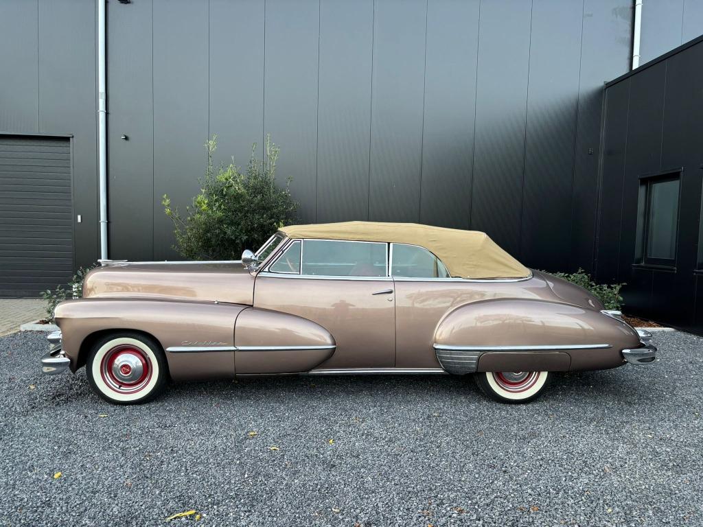 Cadillac series 62 convertible coupé, foto 5