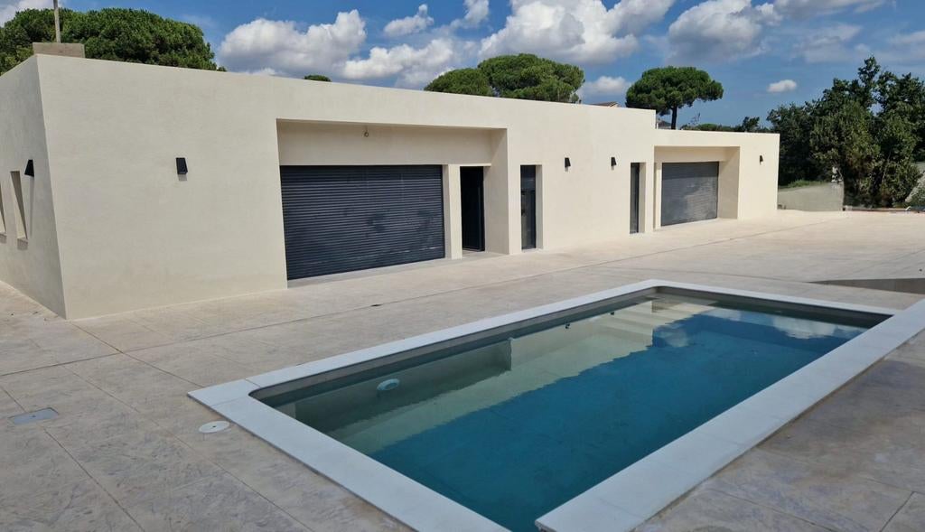 Maison de vacances avec piscine privée, Jardin, 1 chambre