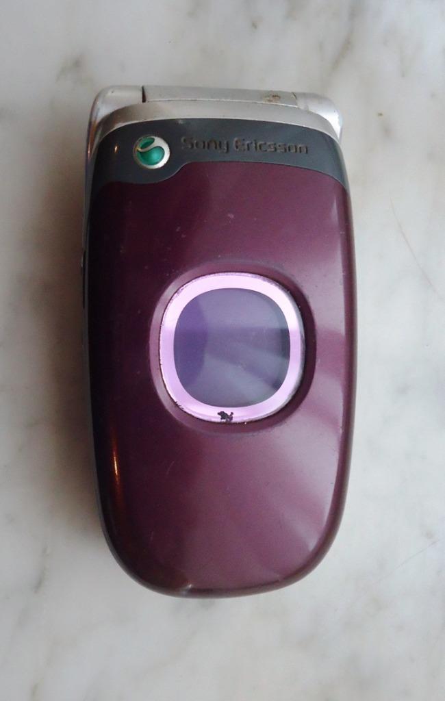 Gsm sony ericsson z300i, Enlèvement, Utilisé, Violet, À clapet