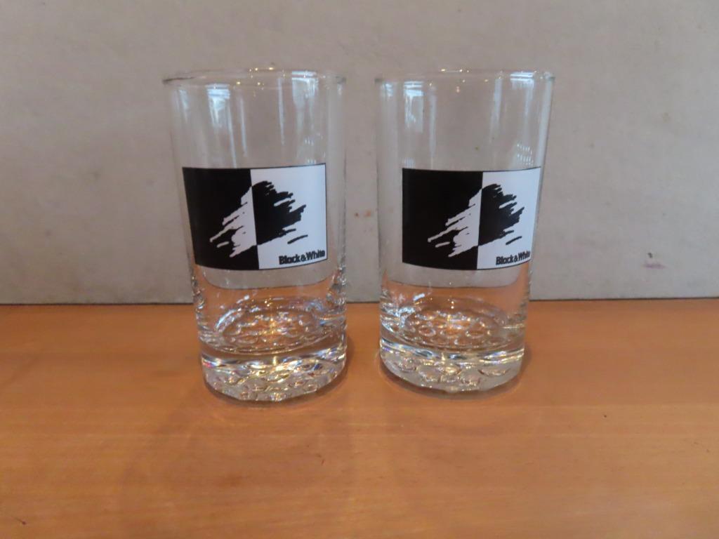 4 glazen voor Whisky , Black & white, Verzamelen, Ophalen of Verzenden, Zo goed als nieuw