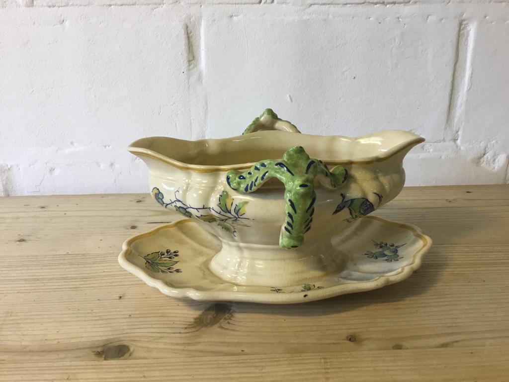 Antieke sauskom, Ophalen