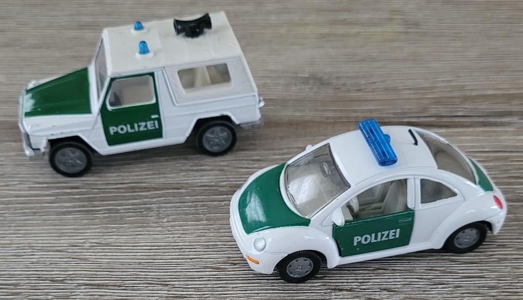 SIKU: Polizei voertuigen - VW Beetle + Mercedes, Verzamelen, Ophalen of Verzenden, Gebruikt