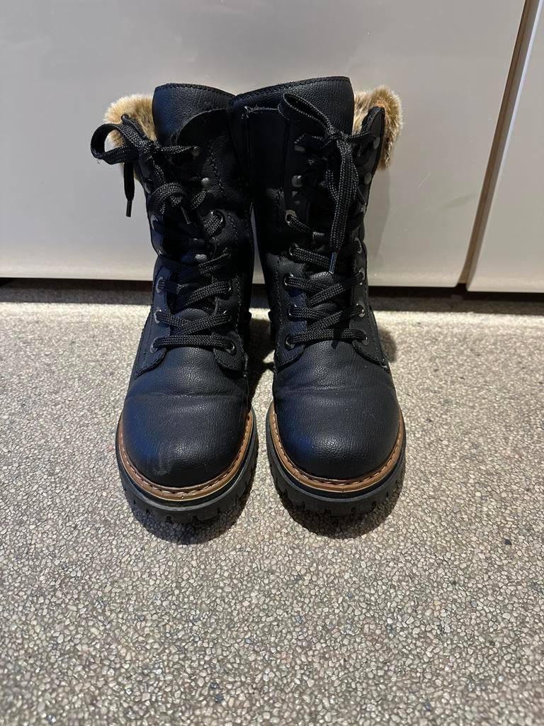 Te koop veterboors Rieker, Zwart, Overige typen, Ophalen of Verzenden, Zo goed als nieuw