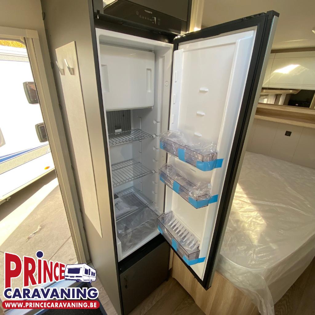 Hobby De Luxe 495 WFB 2026 - Prince Caravaning, Hobby, 7 tot 8 meter, Bedrijf, Hordeur