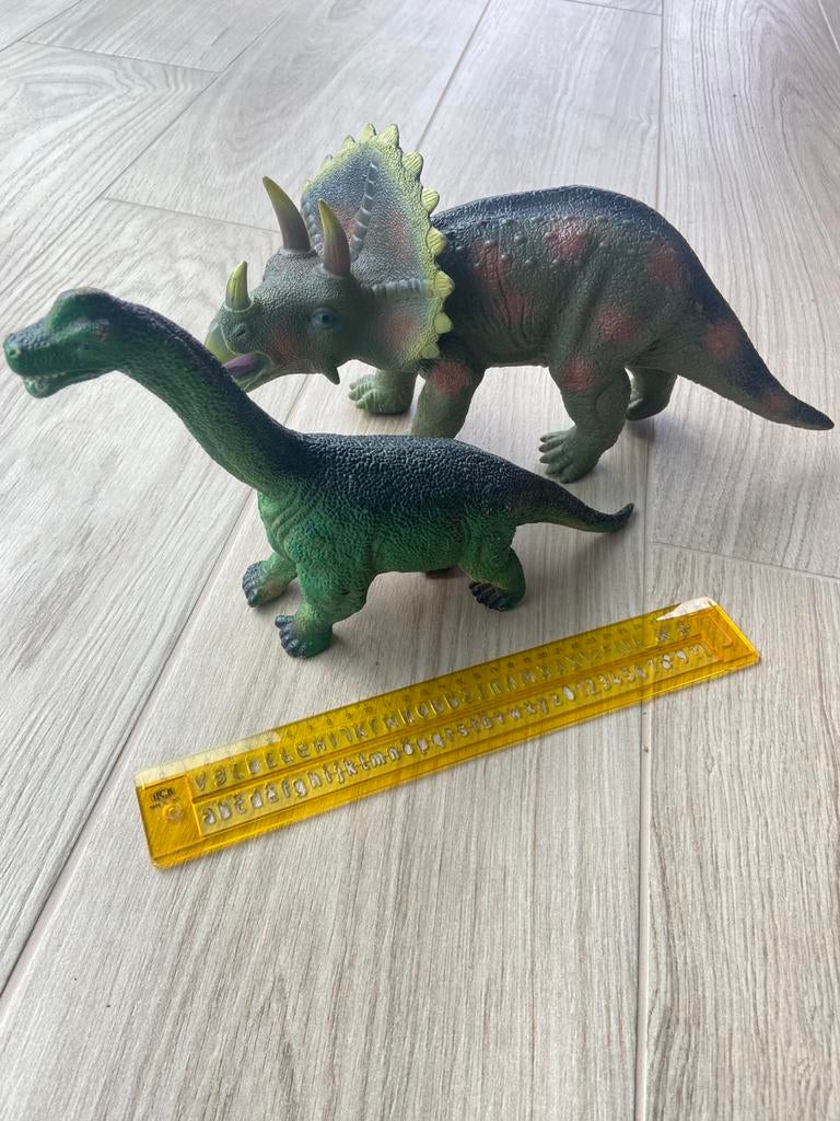 Dinosaurussen 30 cm, Ophalen of Verzenden, Zo goed als nieuw