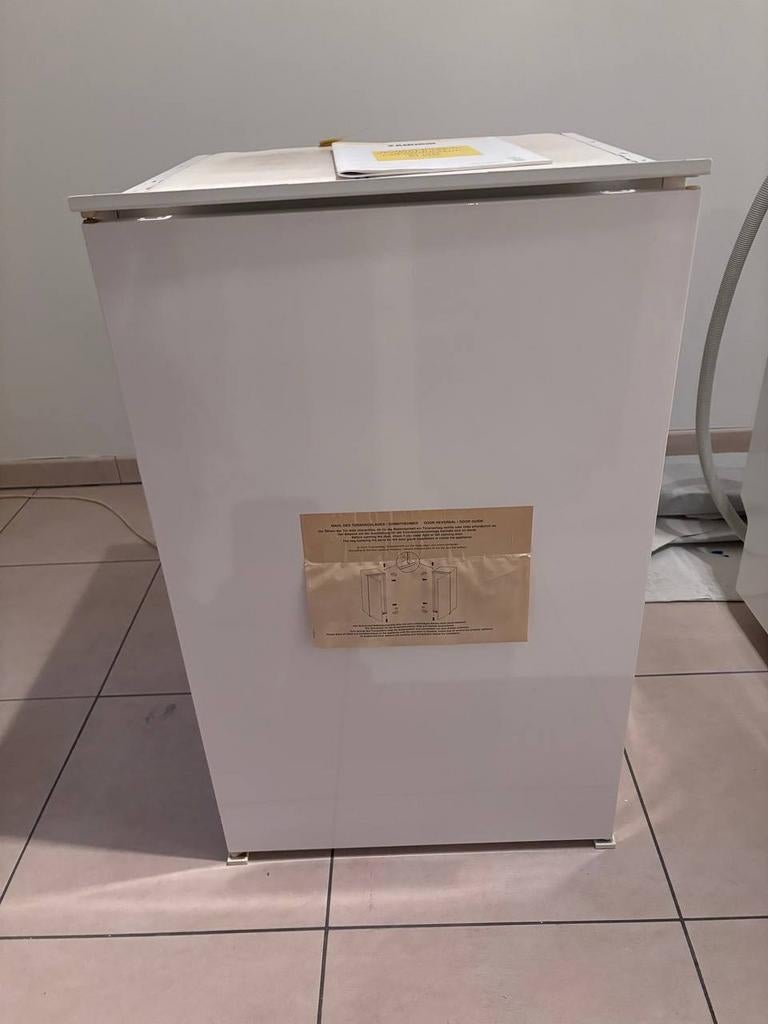 Frigo Zanussi ZI1643, Enlèvement, Utilisé