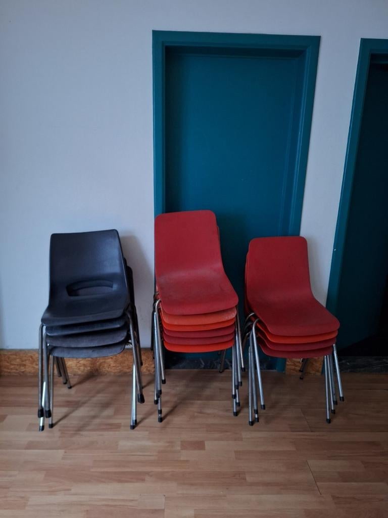Pvc stoelen 14 stuks, Ophalen, Gebruikt