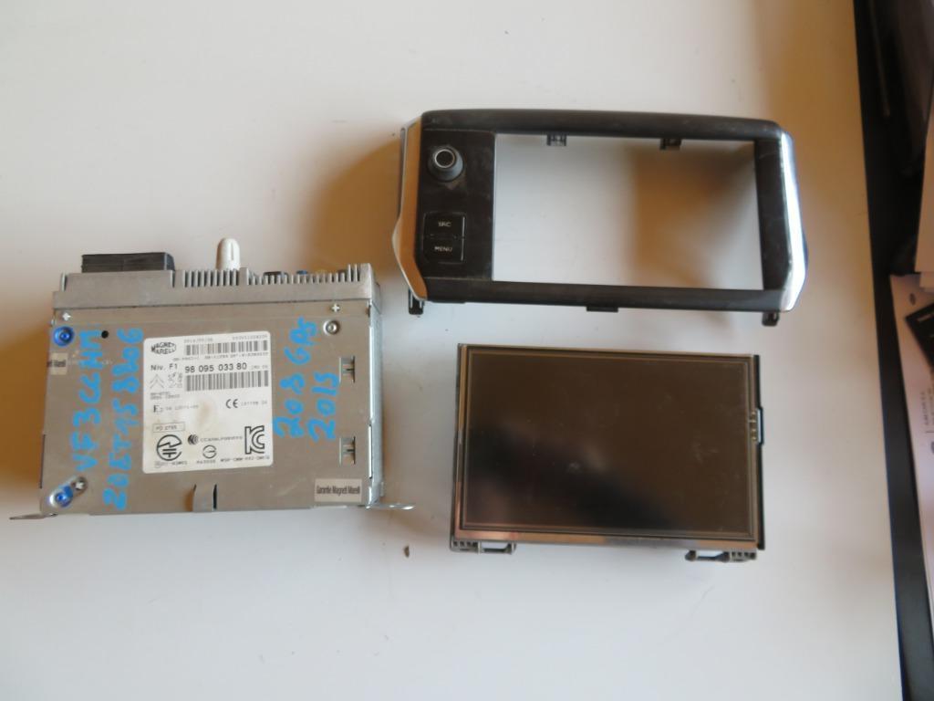 Peugeot 208 met GPS, Ophalen, Gebruikt, Peugeot