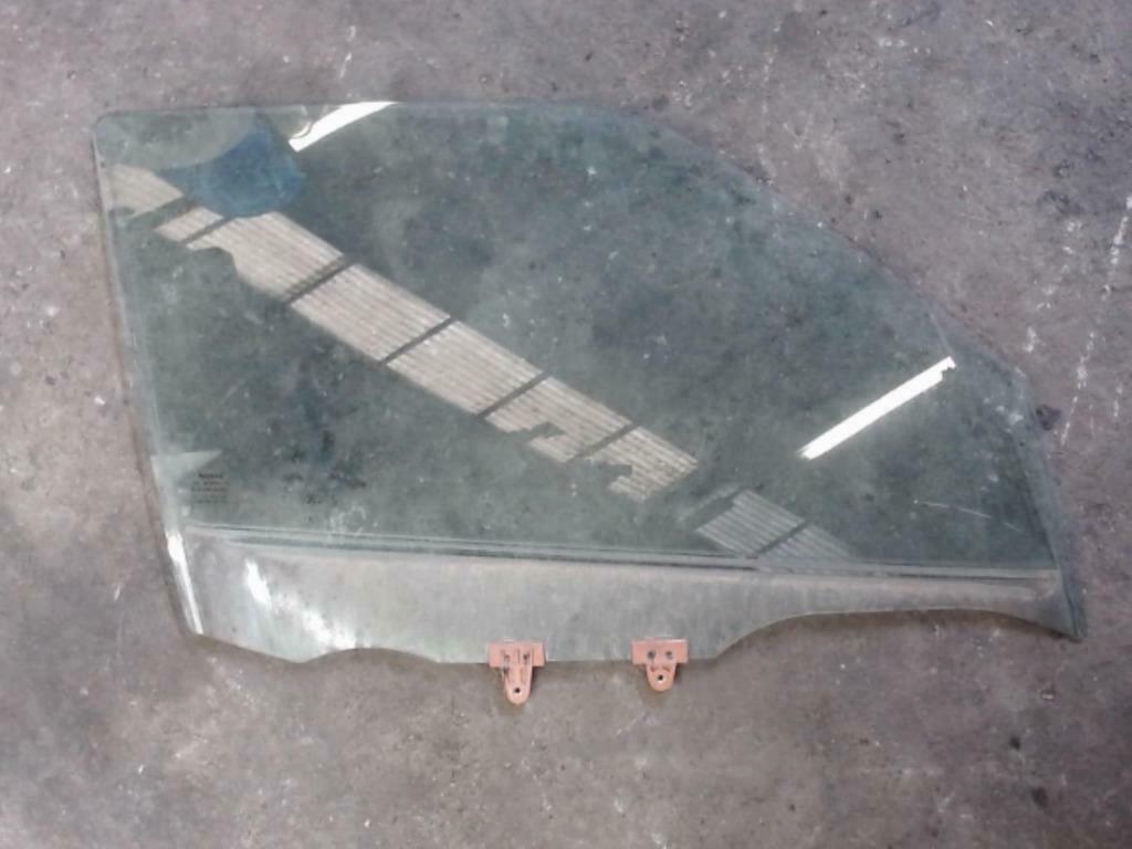 vitre  avant droit  nissan juke, Ophalen of Verzenden, Gebruikt, Nissan