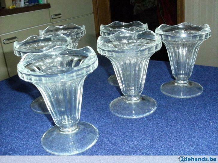 ijscoupes  in glas op voet   6 stuks, Ophalen of Verzenden, Nieuw, Glas, Glas of Glazen