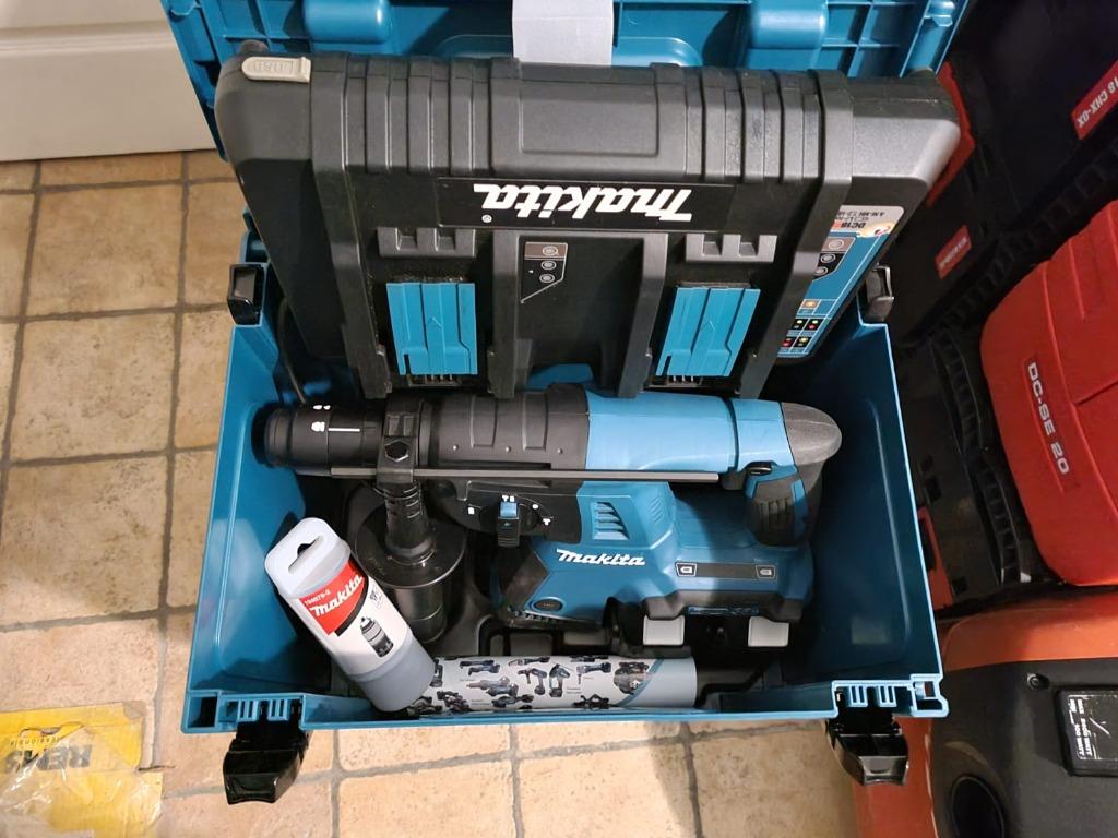 Makita DHR264RT2J 36V (2x 18V) Li-ion batterij SDS-plus comb, Ophalen, Nieuw