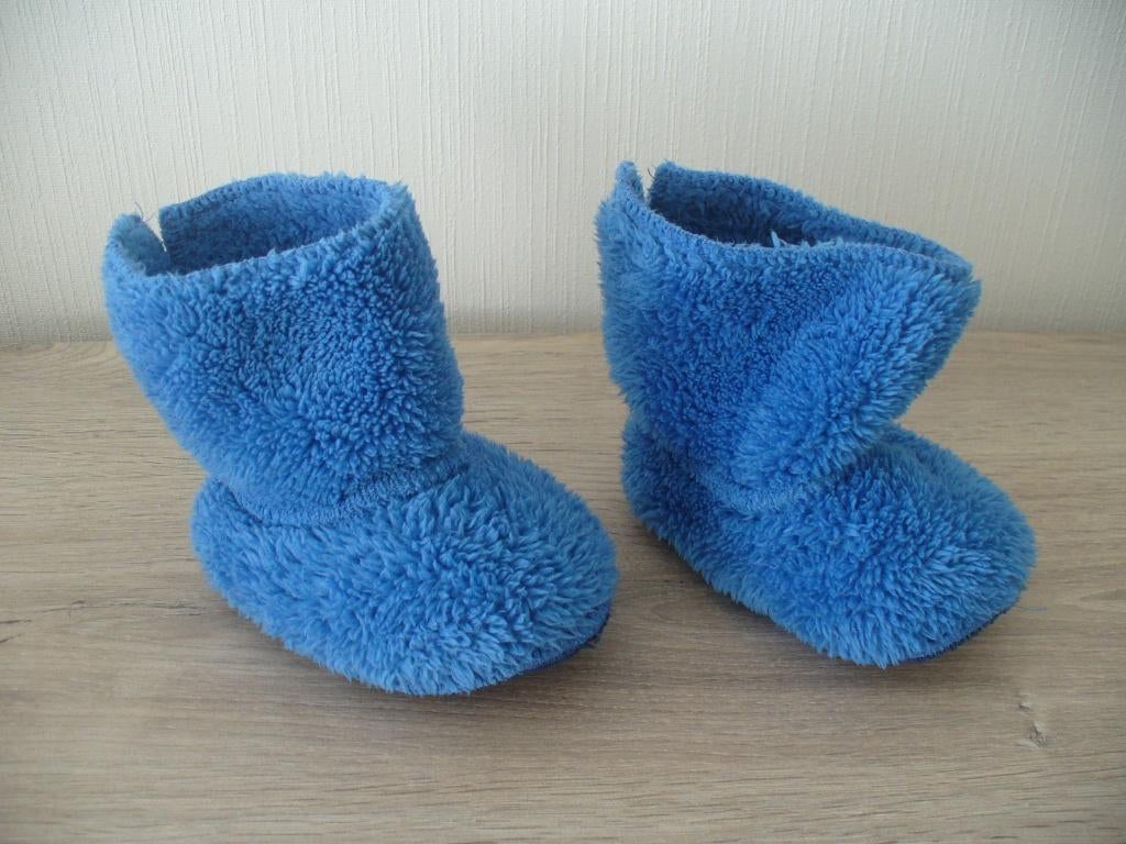 Slofjes Woody maat 12 tot 24 maand, Kinderen en Baby's, Slofjes, Ophalen of Verzenden, Zo goed als nieuw, Jongetje