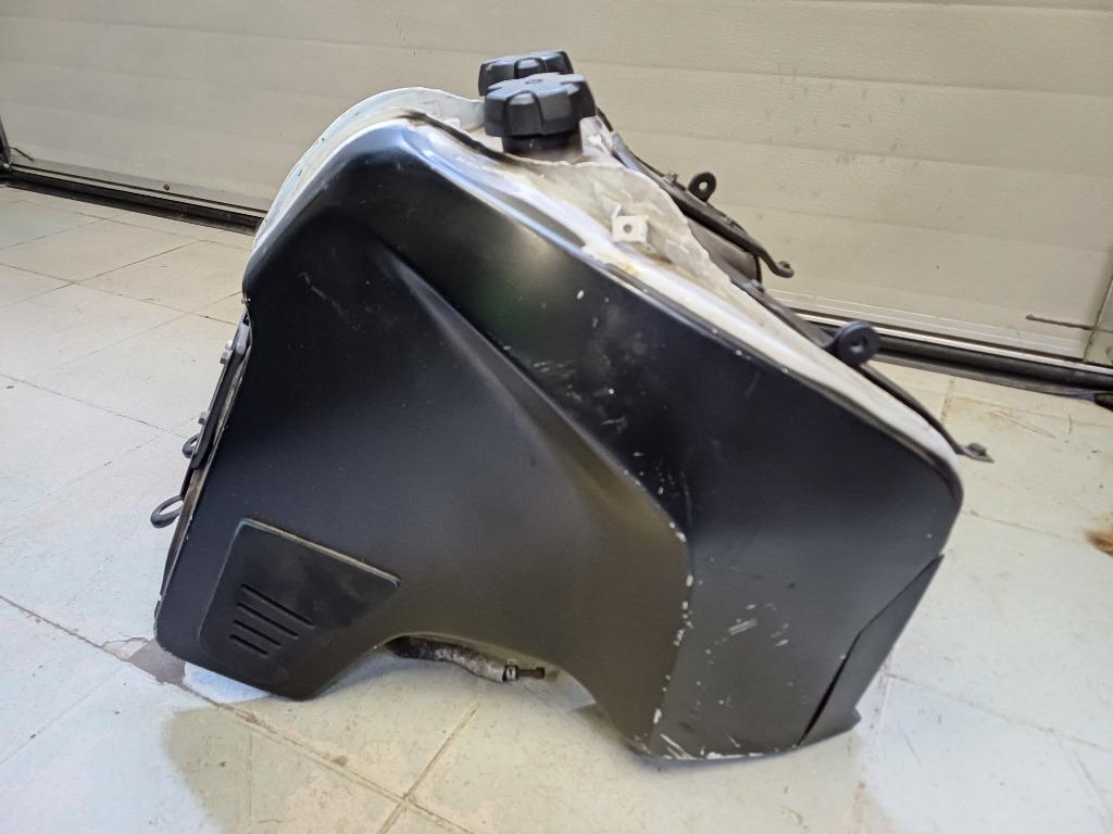 suzuki dr 750 benzinetank, Ophalen of Verzenden, Gebruikt