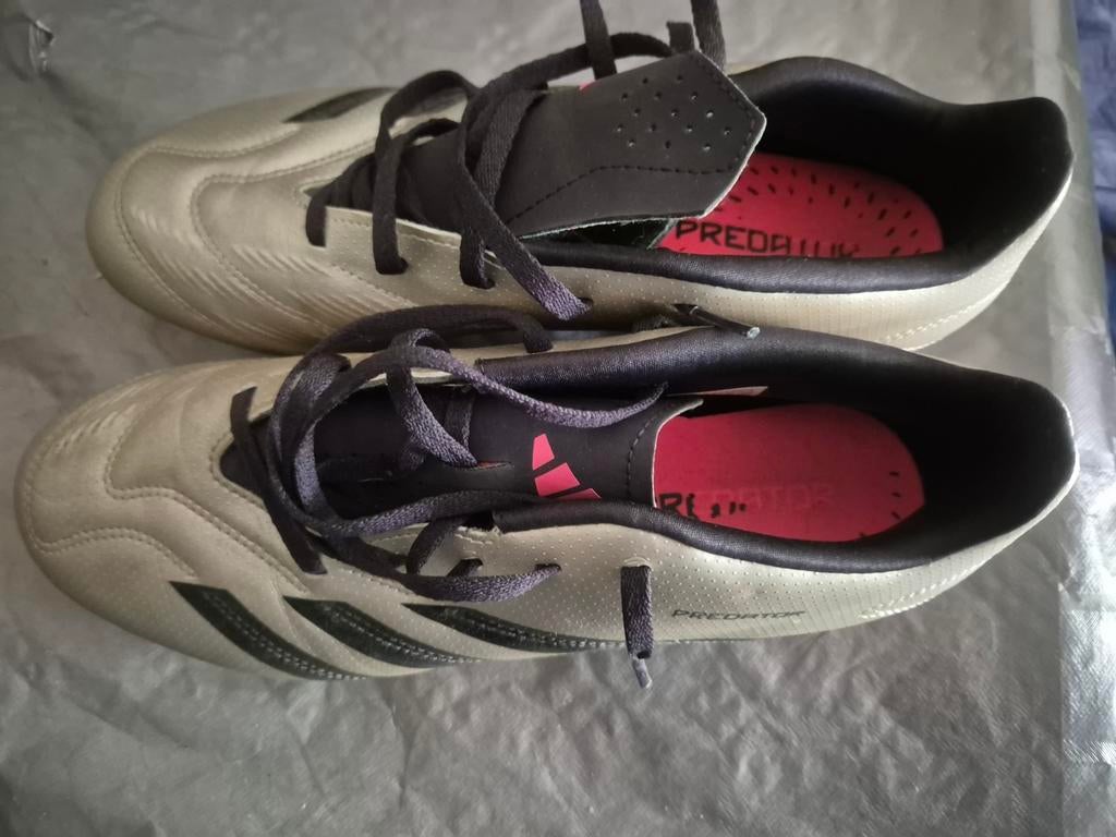 Voetbalschoenen, Ophalen, Gebruikt