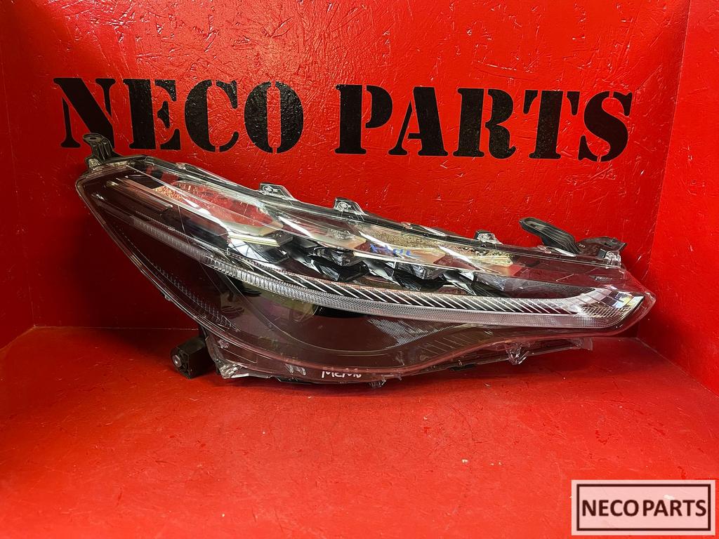 TOYOTA COROLLA CROSS FULL LED KOPLAMP ALLES LEVERBAAR !!!, Gebruikt, -, -, Ophalen of Verzenden
