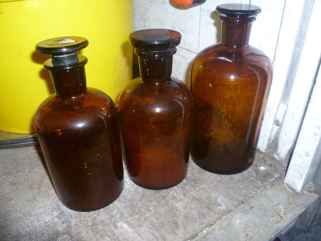 3 OUDE APOTHEEK FLESSEN, Ophalen