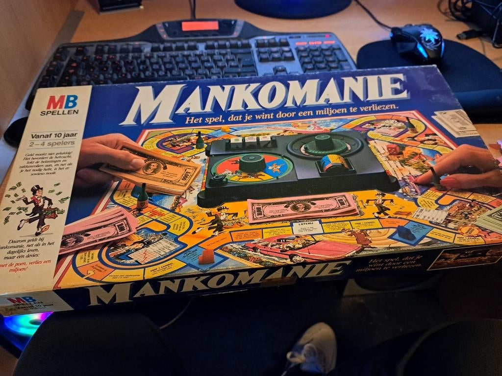 Mankomanie, Hobby en Vrije tijd, Gezelschapsspellen | Bordspellen, Drie of vier spelers, Ophalen of Verzenden, Gebruikt, MB spelen