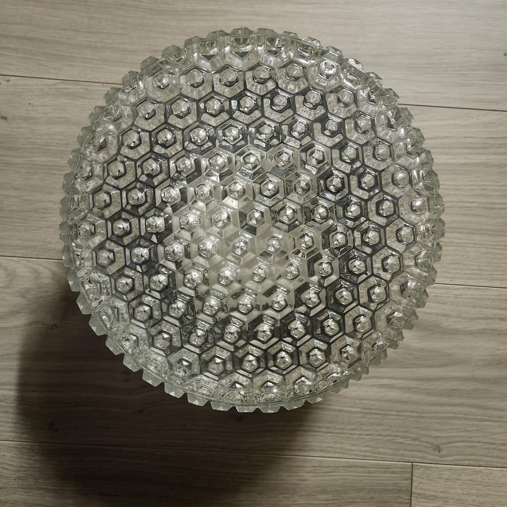 Oude kristal lamp, Ophalen