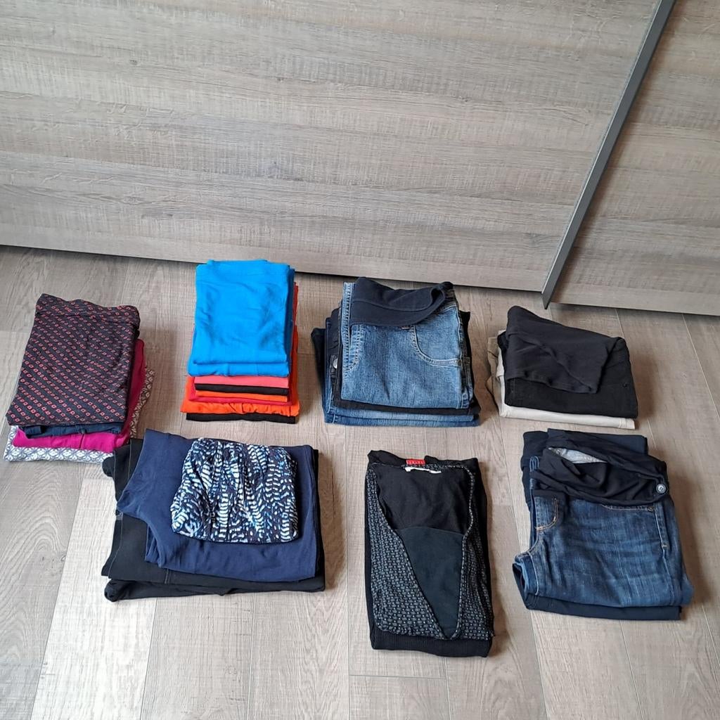 Pakket zwangerschapskleding (25 stuks), Ophalen of Verzenden, Gedragen, Maat 38/40 (M), Overige typen