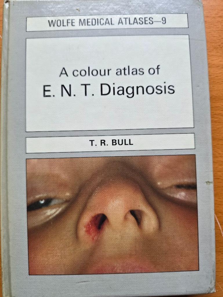Un atlas en couleurs du diagnostic de l'ORL, Enlèvement ou Envoi, Utilisé