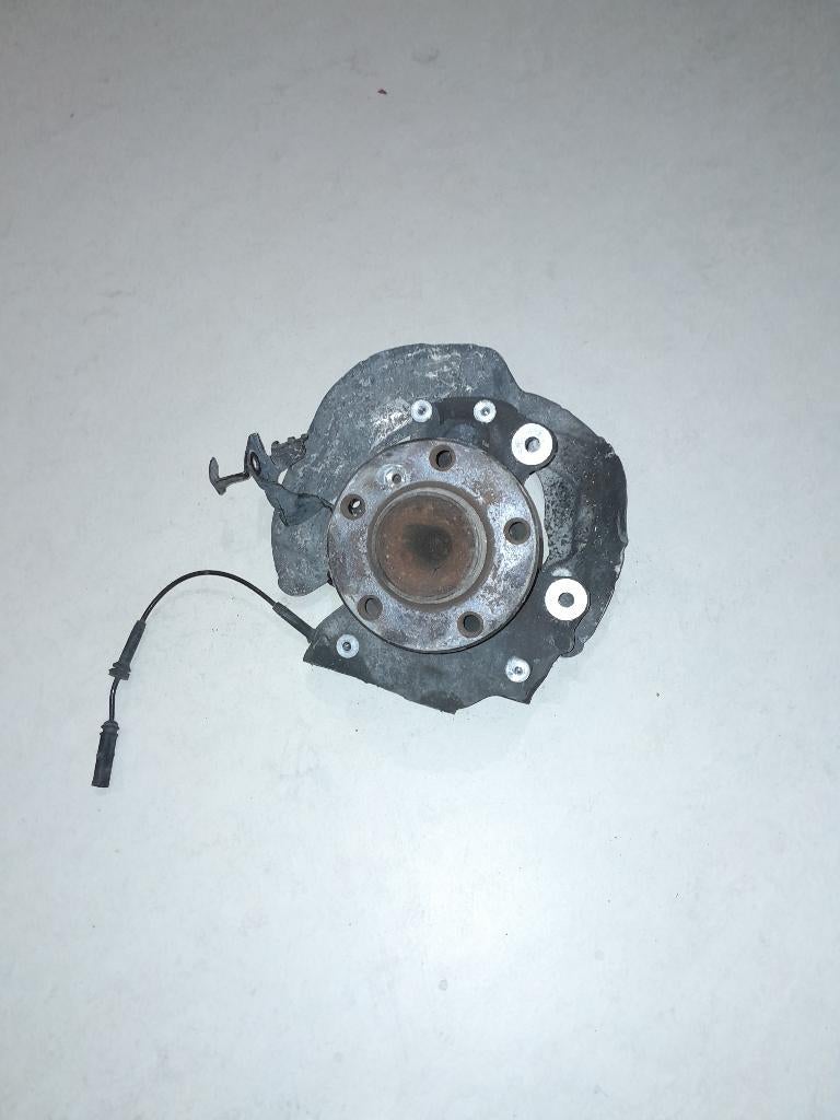 Porte-roue Fusée Bmw 316D f30, Autos : Pièces & Accessoires, Enlèvement, BMW