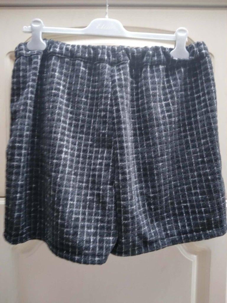 Short à carreaux, Zwart, Maat 46/48 (XL) of groter, Ophalen of Verzenden, Zo goed als nieuw