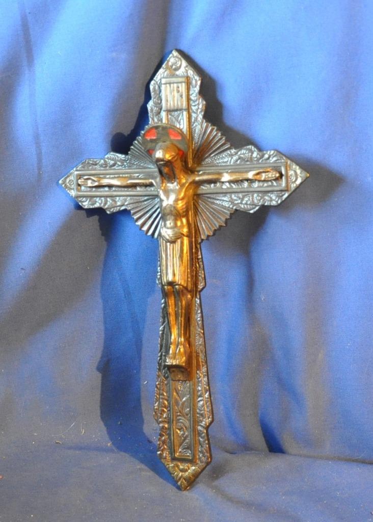 christ crucifix mural aureolé en cuivre et laiton, Ophalen of Verzenden