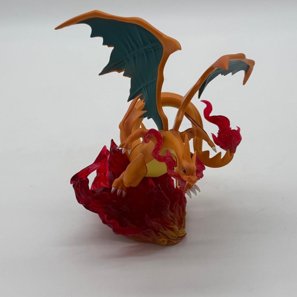 Mega Charizard | Statue | 18 cm | NOUVEAU, Enlèvement ou Envoi, Comme neuf, Autres types