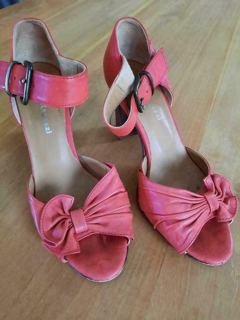 Rode schoenen van Ciao Ragazzi, Kleding | Dames, Ophalen of Verzenden, Ciao Ragazzi, Gedragen, Rood