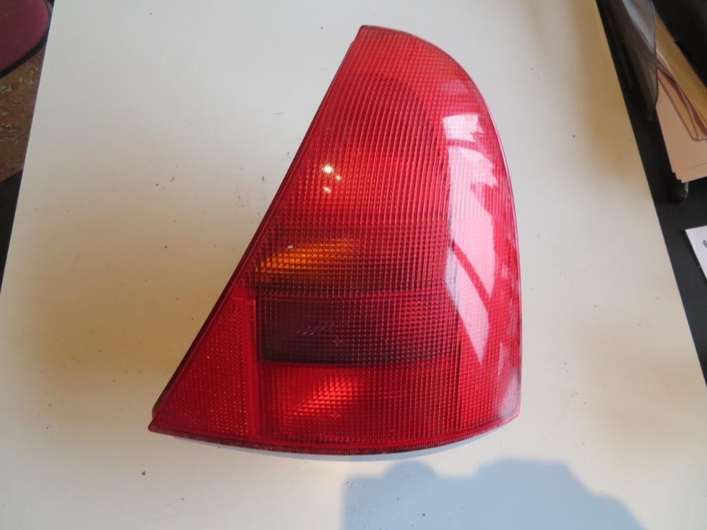 Renault Clio 2 rechter achterlicht, Ophalen, Gebruikt, Renault