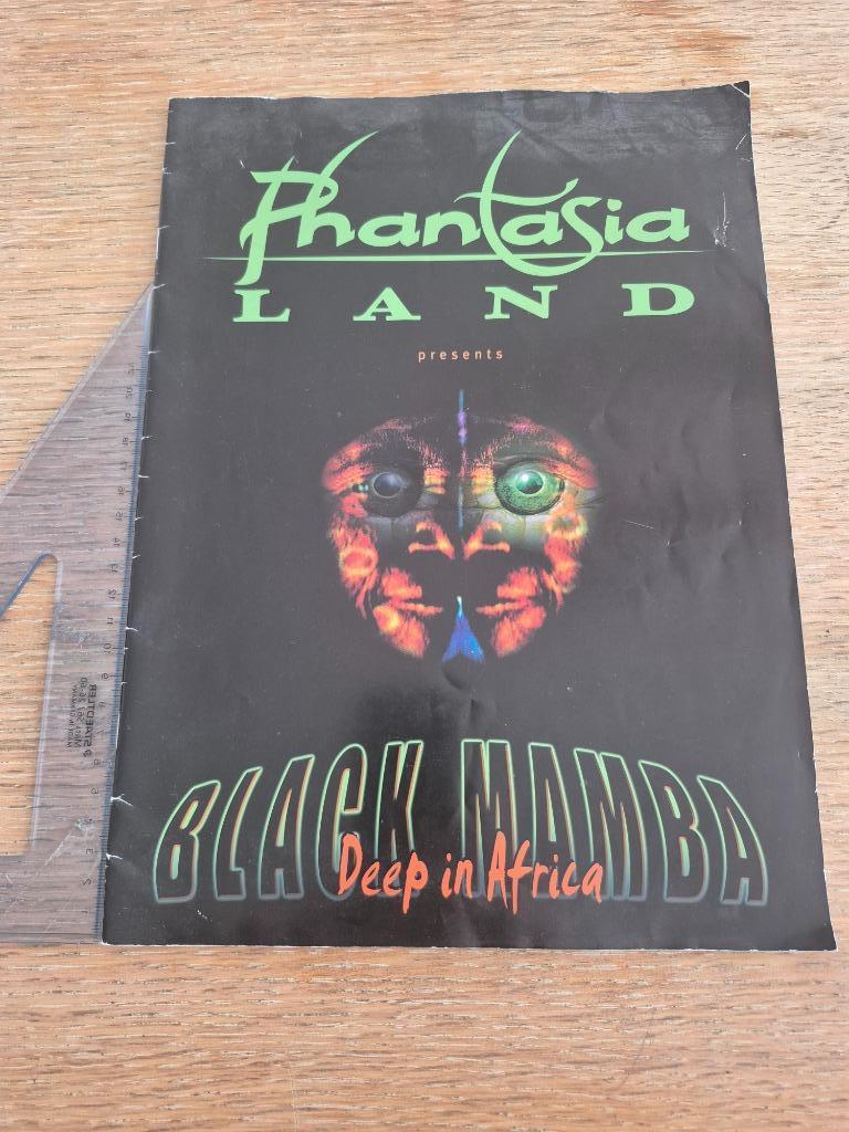 Boek (oud) Phantasialand (special over Black Mamba achtbaan), Verzamelen, Ophalen of Verzenden, Zo goed als nieuw