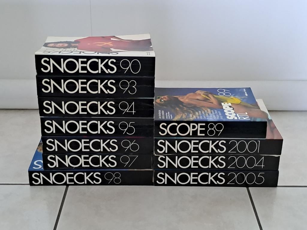 Lot Snoecks + Scope, Ophalen of Verzenden, Gelezen