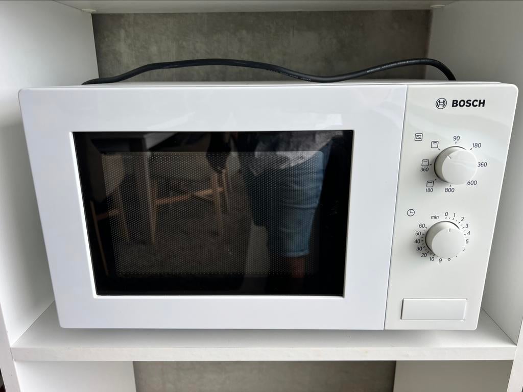 Magnetron Bosch, Elektronische apparatuur, Microgolfovens, Ophalen, Zo goed als nieuw