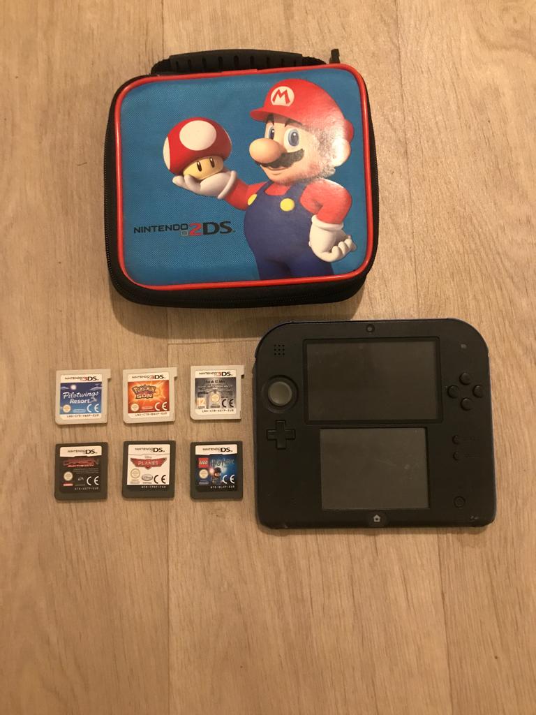 Nintendo 2DS + 6 games en nintendo zakje, Enlèvement, Utilisé