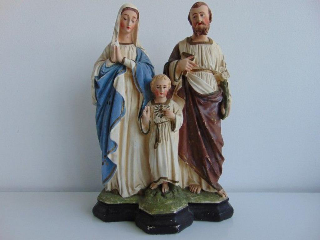 Grande statue de Sainte Famille sous cloche en verre, Enlèvement