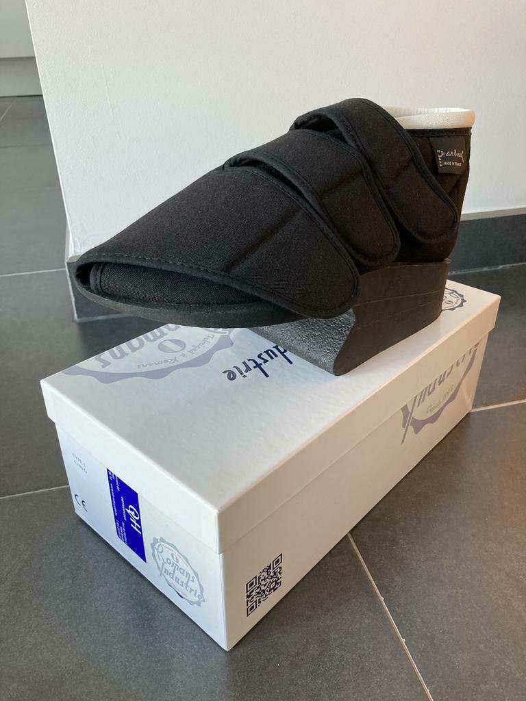 Orthopedische open schoen links maat 43/44., Diversen, Ophalen of Verzenden, Zo goed als nieuw