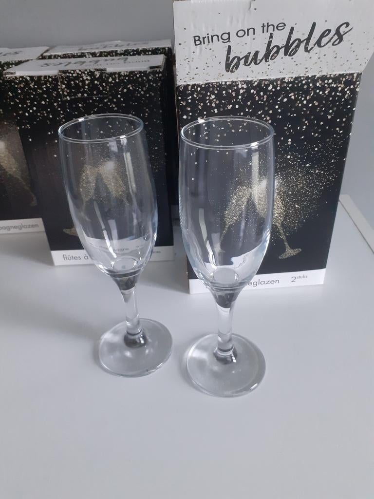 10 coupes à champagne neuves, Enlèvement ou Envoi, Comme neuf