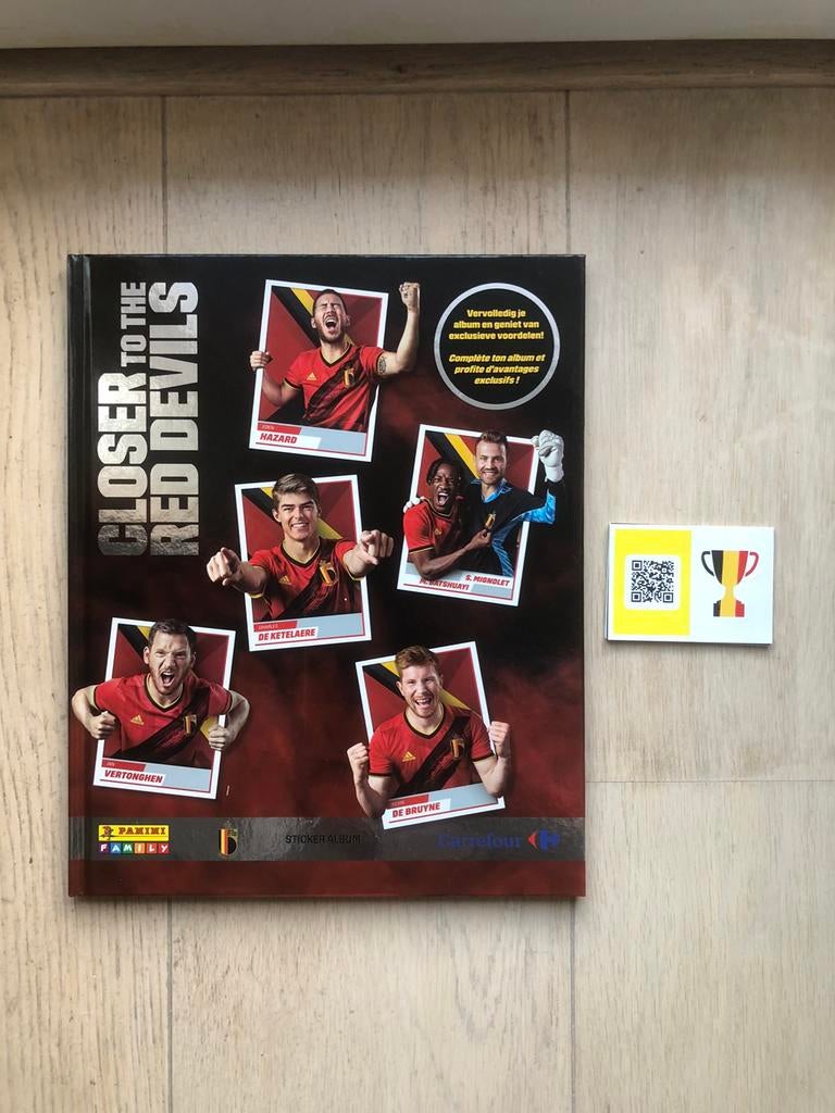 Album d'autocollants Panini 2022., Enlèvement, Comme neuf, Autocollant