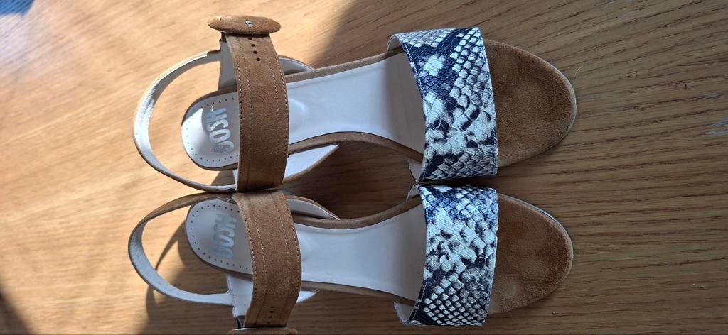 Prachtige lederen sandalen, Enlèvement, Comme neuf