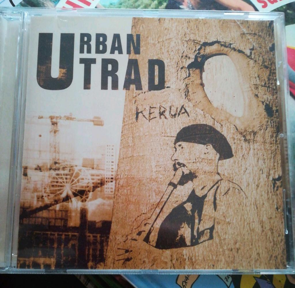 CD - urban trad - kerua, Cd's en Dvd's, Ophalen of Verzenden, Gebruikt
