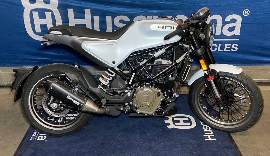 Husqvarna Vitpilen 401 modèle 2023 neuf, dernière pièce, Motos, Motos | Husqvarna, Particulier, 400 cm³, 1 cylindre, Naked bike