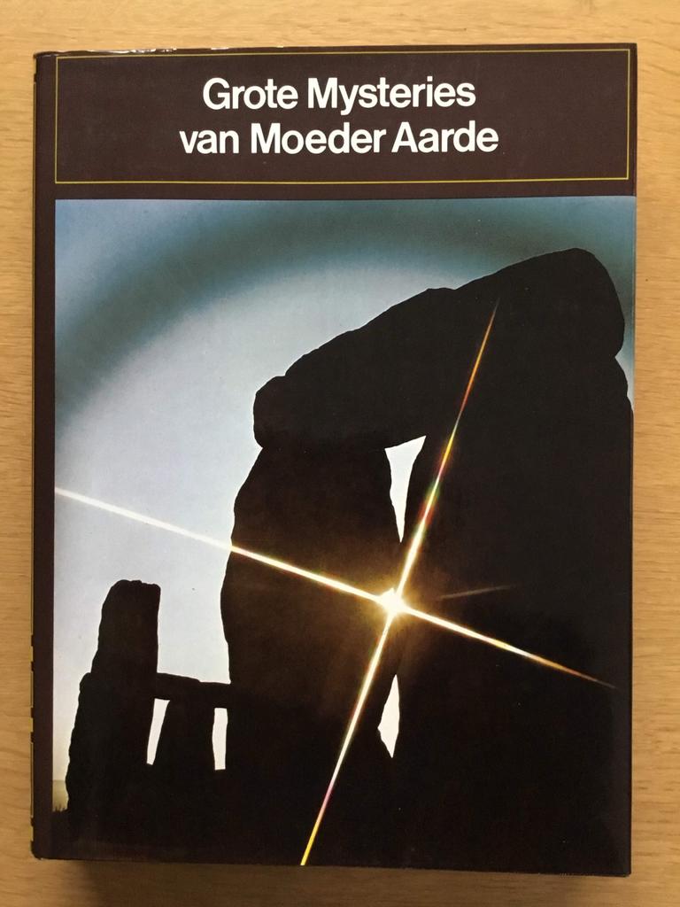 Grote mysteries van Moeder Aarde, Ophalen, Gelezen