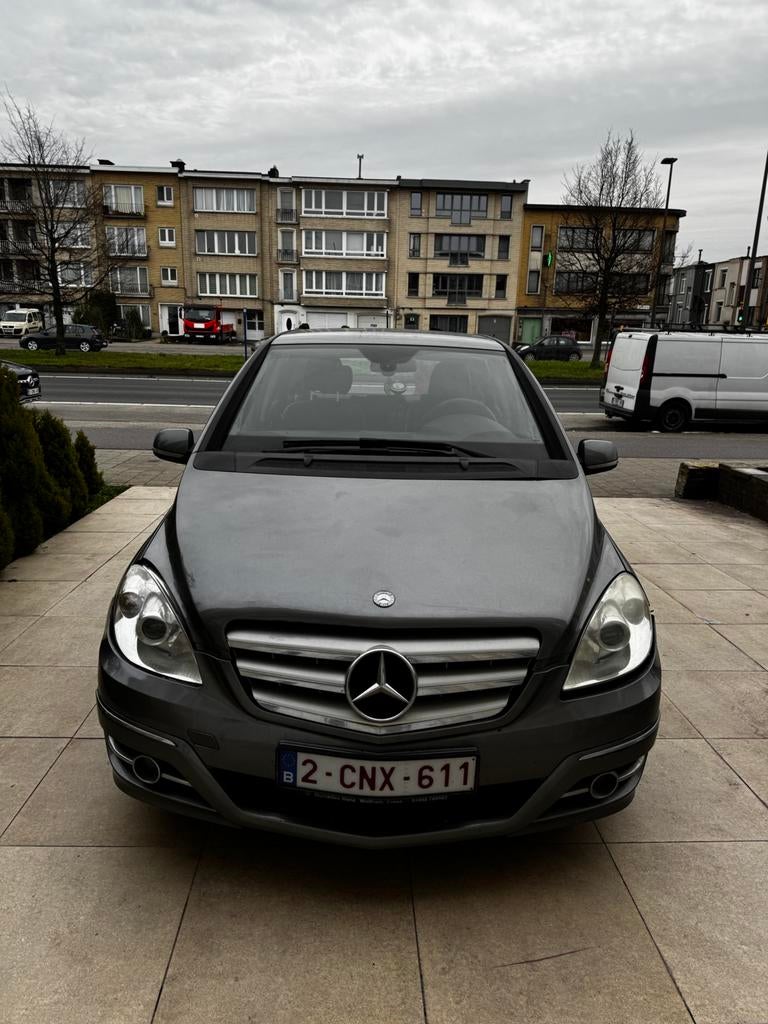 Mercedes - Benz B180 CDI, Autos, Mercedes-Benz, Cuir, Achat, Noir, Particulier