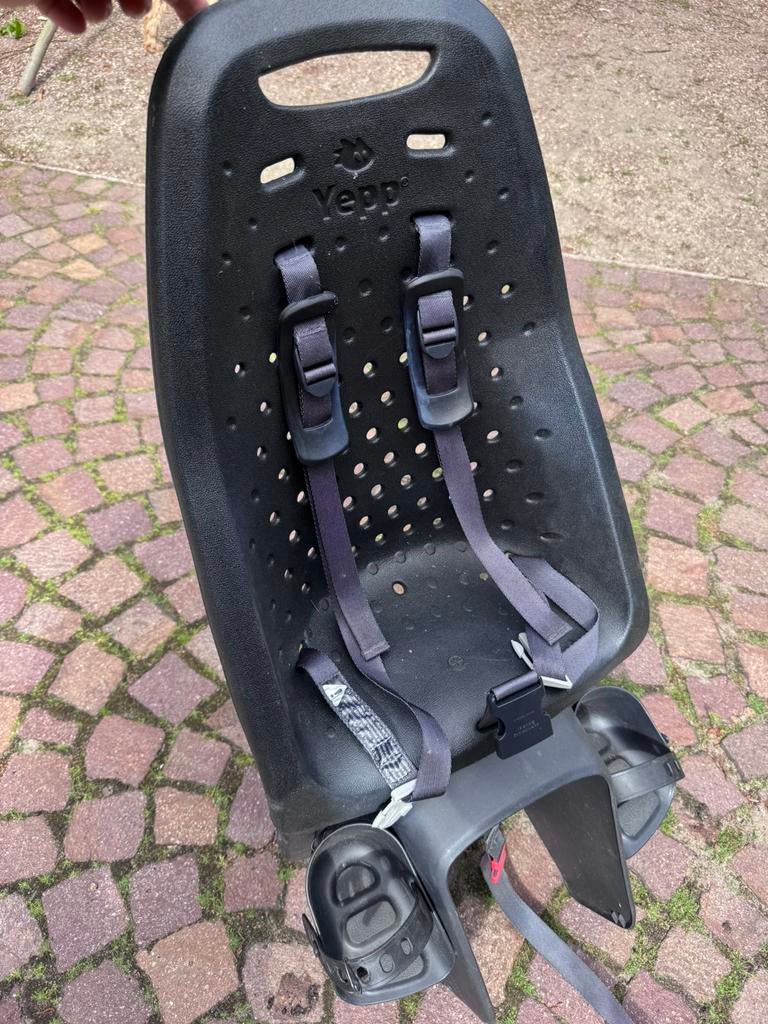 Yepp fietsstoel, Ophalen, Achterzitje, Yepp (Thule), Gebruikt