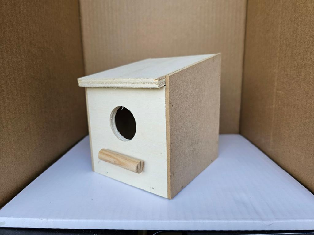 Petit nichoir exotique n° 1 - Boutique et boutique en ligne, Enlèvement, Bois