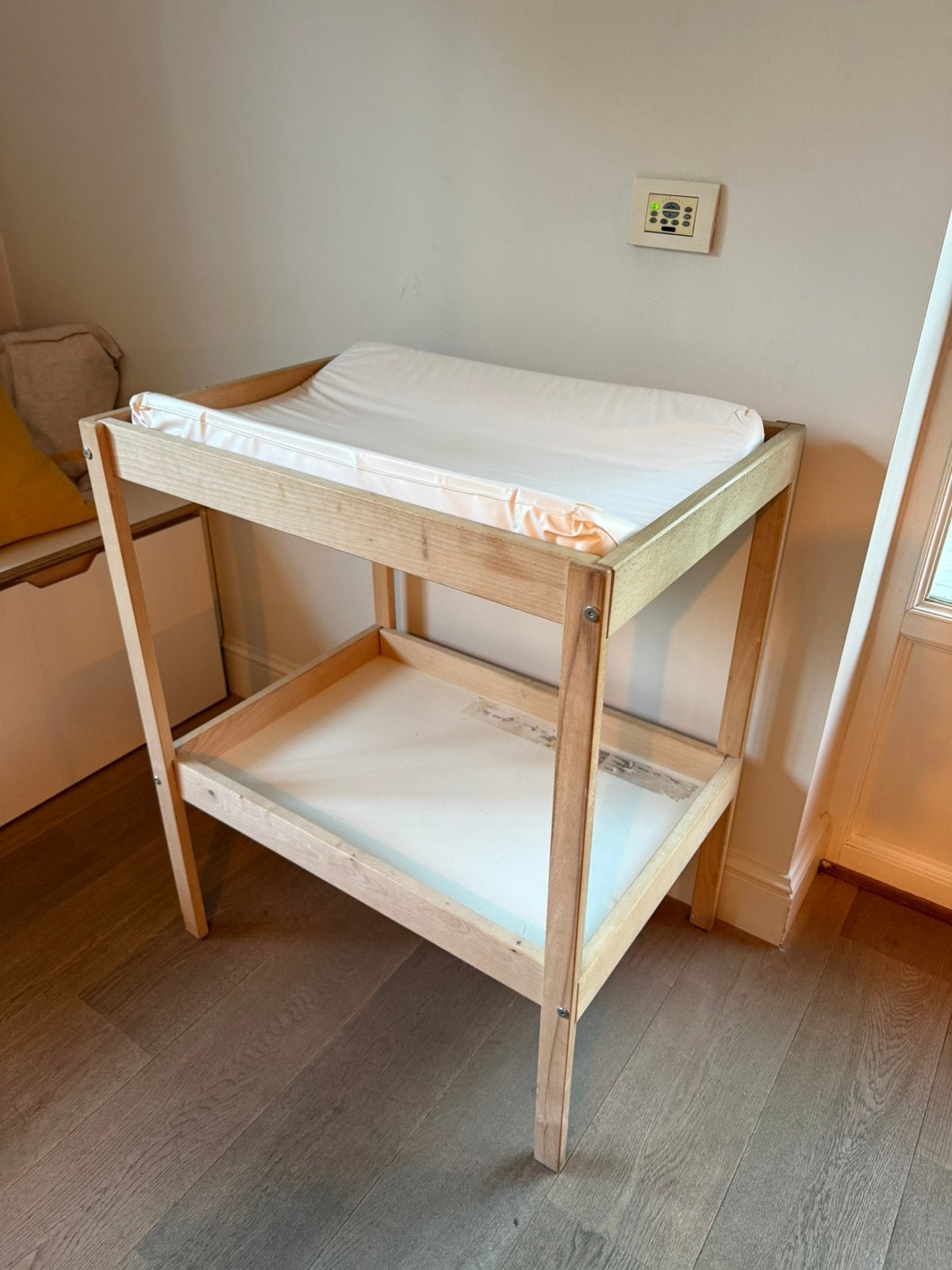 Sniglar verzorgingstafel inclusief kussen Ikea, Kinderen en Baby's, Ophalen, Gebruikt, Commode