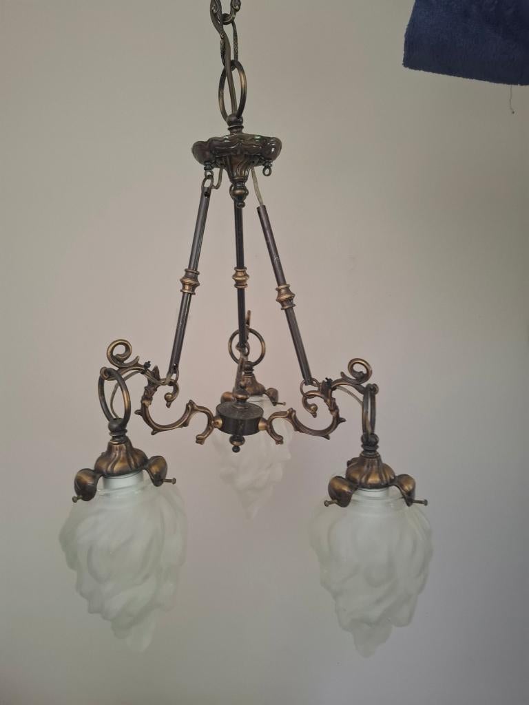 Lustre en bronze, Enlèvement ou Envoi
